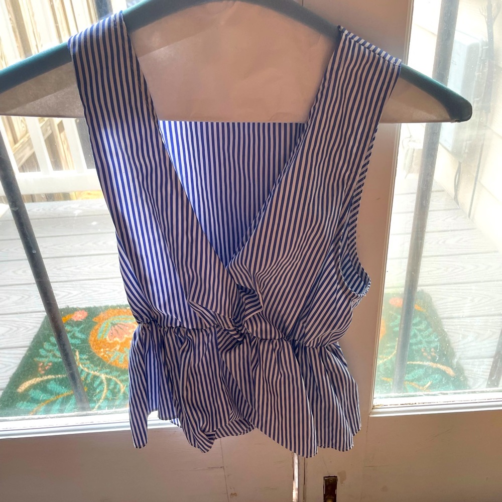 Bloomingdale’s top